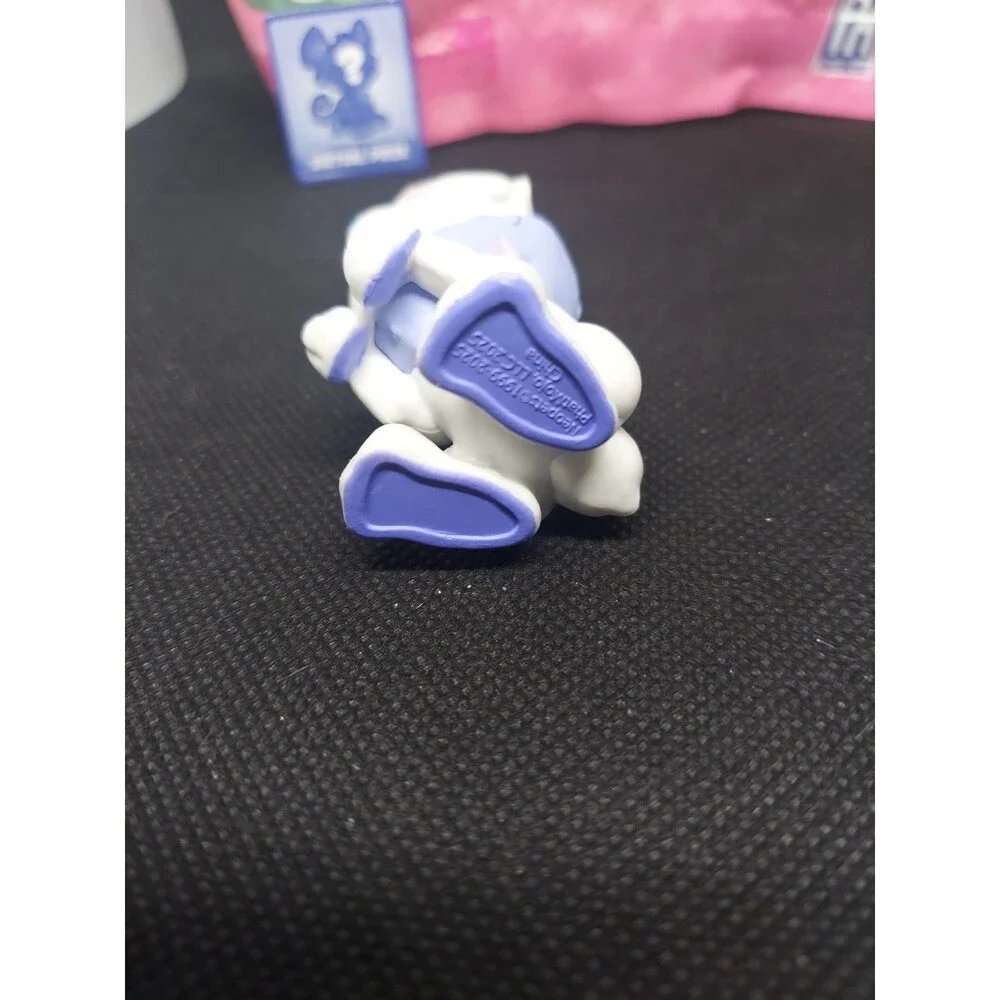 Neopets Phatmojo Minifigure Blind Bag Cybunny with Bag and Code